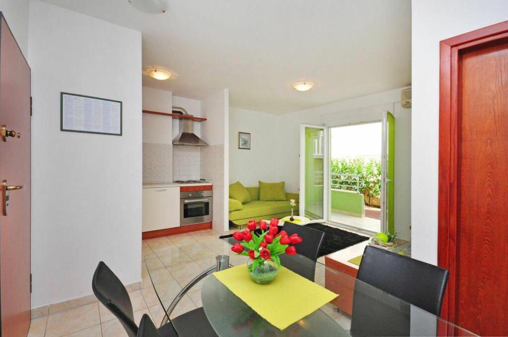 Apartments Beverly โอมิช ภายนอก รูปภาพ